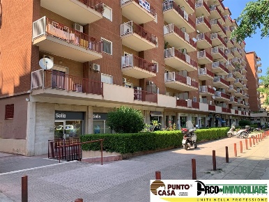 Foto Ufficio in Corso Calatafimi, Palermo Calatafimi Alta di 83 m²