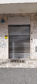 Foto Negozio a Roma di 51 m² con 2 locali in affitto