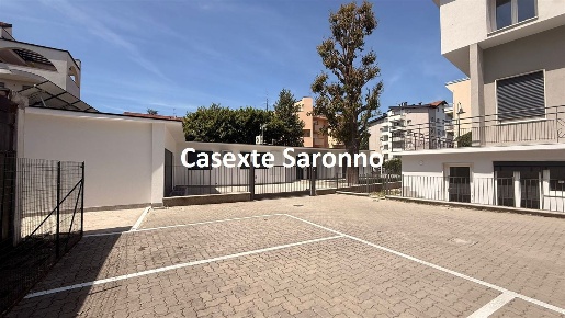 Foto Villa unifamiliare in Via Roma, Cardano al Campo di 180 m² in vendita