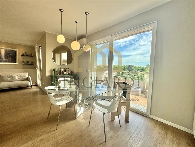 Foto Attico a Lodi di 103 m² con 3 locali in vendita