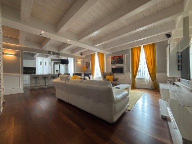 Foto Appartamento in piazza italia, Vittuone di 120 m² con 4 locali