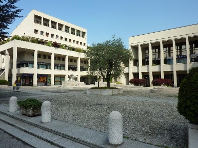 Foto Negozio in Via Ramazzotti, Monza Parco di 360 m² in vendita