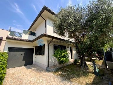 Foto Villa unifamiliare in via Sografi, Padova San Camillo - Nazareth