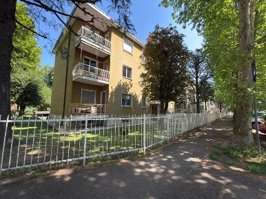 Foto Appartamento in via Gramsci, Vittuone di 100 m² con 3 locali