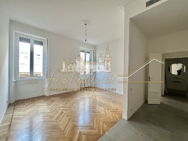 Foto Appartamento in P.zza S. Maria Beltrade, Milano Carrobbio di 124 m²