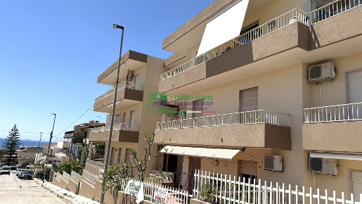 Foto Appartamento in Via Capri, Ragusa Marina di Ragusa Centro di 140 m²