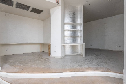 Foto Ufficio in Via Torino 49, Milano Carrobbio di 560 m² con 10 locali