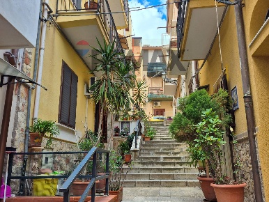 Foto Appartamento in via billante, Santa Flavia Centro di 72 m² in vendita