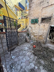 Foto Appartamento in Via Contieri, Napoli Soccavo di 110 m² con 3 locali