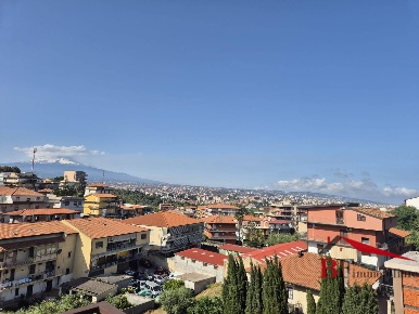 Foto Appartamento in Via Delle Gemme, Catania San Giorgio di 80 m²