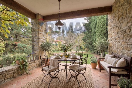 Foto Case semi ndipendenti in Loc. Casamona 16, Loro Ciuffenna di 190 m²