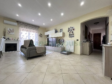Foto Appartamento in via avezzana, Santa Maria Capua Vetere di 100 m²