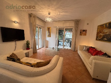 Foto Appartamento in Viale Emilia, Riccione Parco di 80 m² con 3 locali