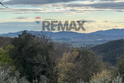 Foto Terreno agricolo in STRADA PERETI SNC, Roccastrada di 2300 m²