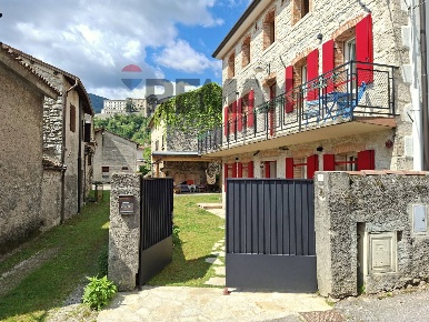 Foto Casa indipendente in Vicolo Galileo Galilei 11, Cison di Valmarino