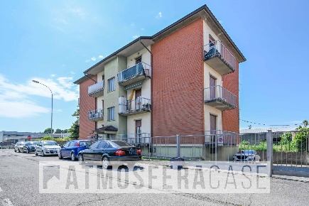 Foto Appartamento in Via Sempione 6, Castel Rozzone di 90 m² con 3 locali