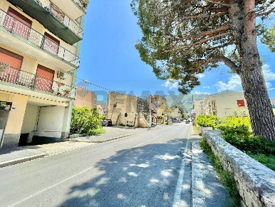 Foto Appartamento in Corso Italia 63, Carini Centro di 100 m² con 3 locali