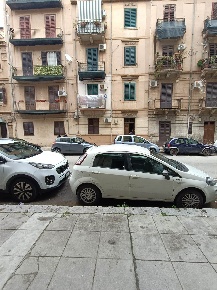Foto Magazzino in via antonio marinuzzi 167, Palermo Oreto - Perez di 73 m²