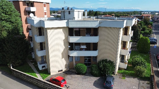 Foto Appartamento in Via Camillo Benso di Cavour 18, Rovello Porro Centro