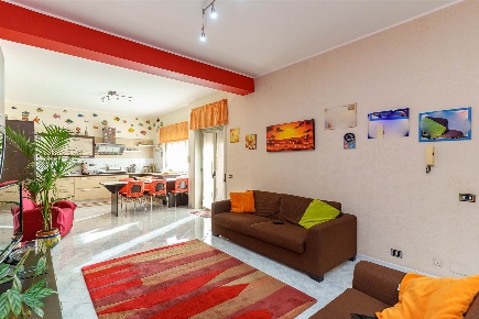 Foto Appartamento in Via Abramo Lincoln 32, Misterbianco Centro di 192 m²
