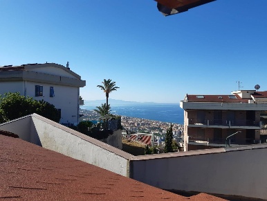 Foto Appartamento a Salerno Irno - Brignano di 100 m² con 2 locali