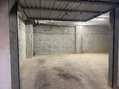 Foto Garage a Recale di 30 m² con 1 locali in affitto
