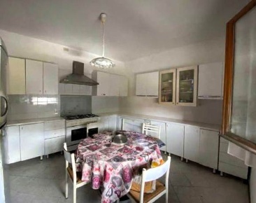 Foto Appartamento a Conselice di 170 m² con 7 locali in vendita