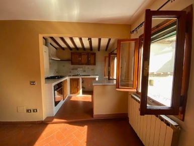 Foto Appartamento a Firenze San Frediano di 75 m² con 4 locali in affitto