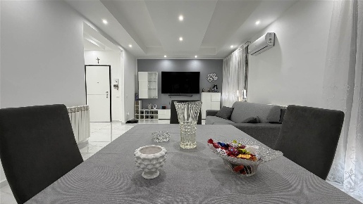 Foto Appartamento in VIA CERERE, Lentini di 120 m² con 4 locali in vendita