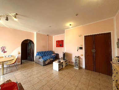 Foto Appartamento a Poggibonsi di 86 m² con 3 locali in vendita