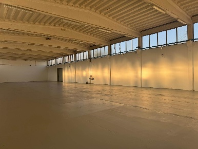 Foto Capannone industriale a Langhirano Pilastro di 650 m² con 1 locali