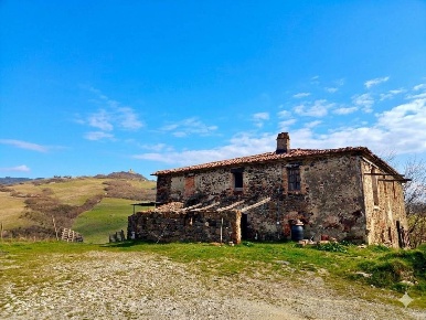 Foto Rustico in Podere Galighino SNC, Radicofani di 567 m² con 13 locali