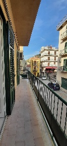 Foto Appartamento a Lascari di 196 m² con 5 locali in vendita
