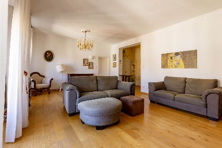 Foto Appartamento a Siena San Prospero di 170 m² con 6 locali in vendita