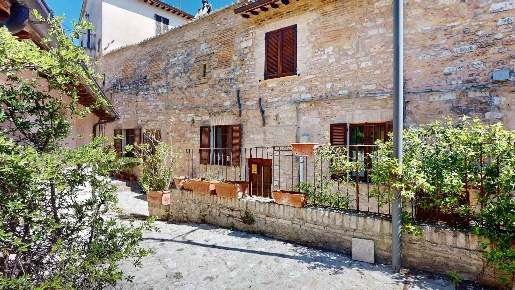 Foto Case semi ndipendenti in Piazza delle Foglie  20, Spello Centro