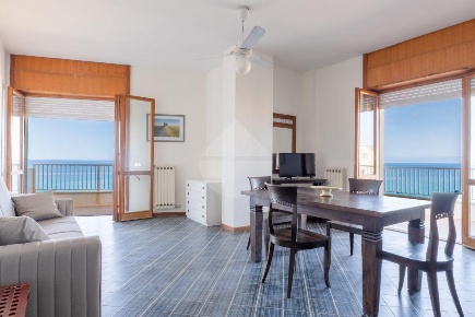 Foto Appartamento in VIA FILIPPO SIGNORE, Minturno Centro di 80 m²