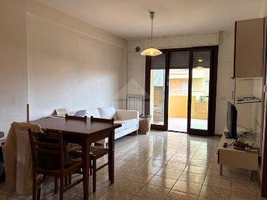 Foto Appartamento in Via Benincasa, Corciano di 50 m² con 2 locali