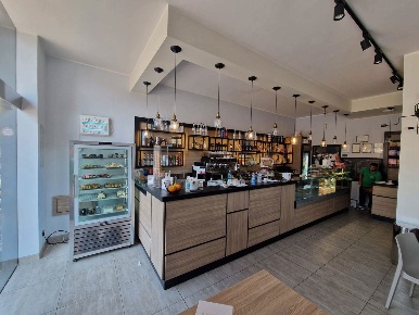 Foto Bar in Via Marco Polo 89, Messina Minissale di 150 m² con 2 locali