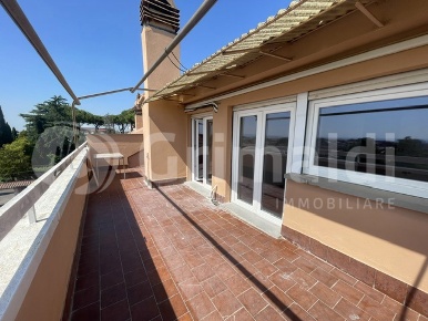 Foto Attico in Via Nomentana 361, Fonte Nuova Tor Lupara di 90 m²