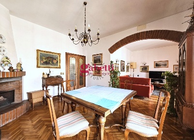 Foto Appartamento in Maroncelli, Firenze Campo di Marte di 125 m²