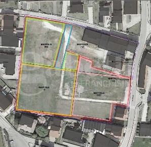 Foto Terreno residenziale a Pozzoleone Centro di 3000 m² in vendita