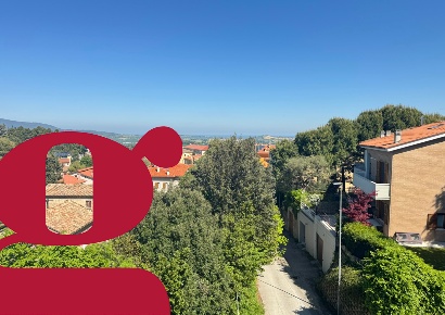 Foto Appartamento in Via bernini 26, Osimo Centro di 167 m² con 5 locali