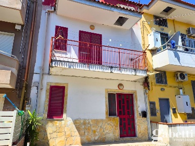 Foto Casa indipendente in Via NAZIONALE DELLE PUGLIE 00, Pomigliano d'Arco