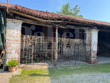 Foto Rustico in Via Casonetto 41, Pozzoleone di 130 m² in vendita