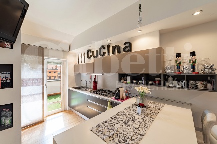 Foto Attico in Via Fratelli Fraschini 22, Milano Gratosoglio di 110 m²