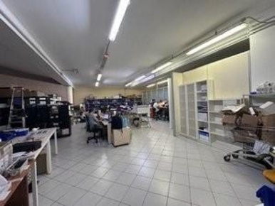 Foto Ufficio a Pisa Ospedaletto di 330 m² con 1 locali in affitto