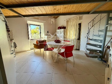 Foto Appartamento a Carrara Fontia, Fossola, Fossone di 89 m² con 4 locali
