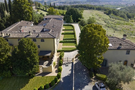 Foto Appartamento a Gambassi Terme di 105 m² con 3 locali in vendita