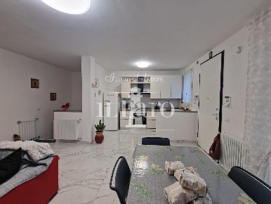 Foto Appartamento a Campi Bisenzio Capalle, La Villa, Esselunga di 80 m²
