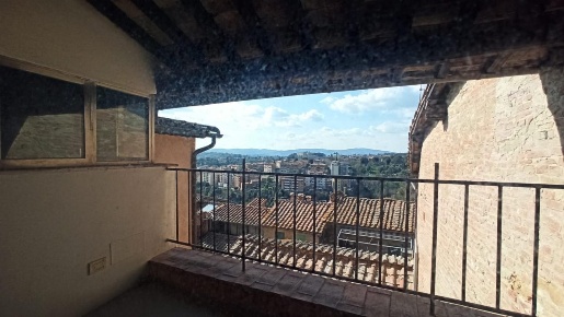 Foto Appartamento a Siena Duomo di 115 m² con 4 locali in vendita
